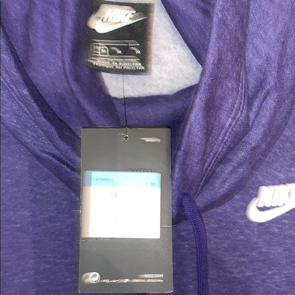 Nike Sweatshirt - Picture 4 of 4